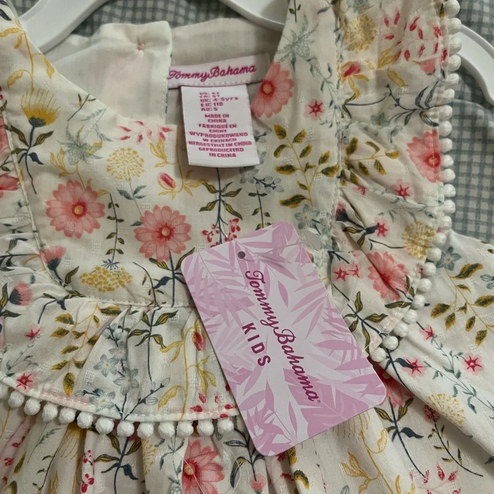 Tommy Bahama NWT Girls 5T Floral Top and Chambray Short Set - Picture 2 of 10